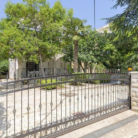 Apartments Karolina فوديس المظهر الخارجي الصورة