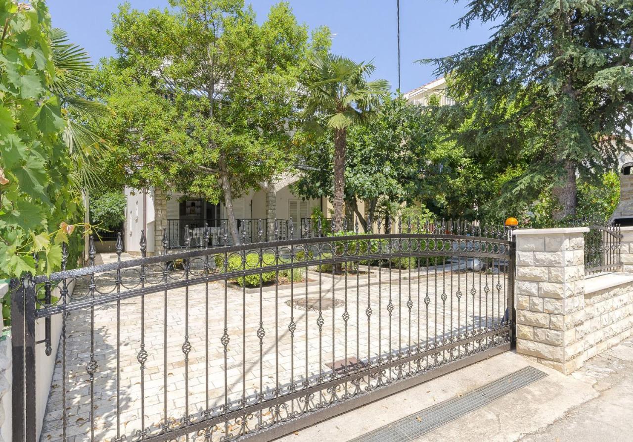 Apartments Karolina فوديس المظهر الخارجي الصورة