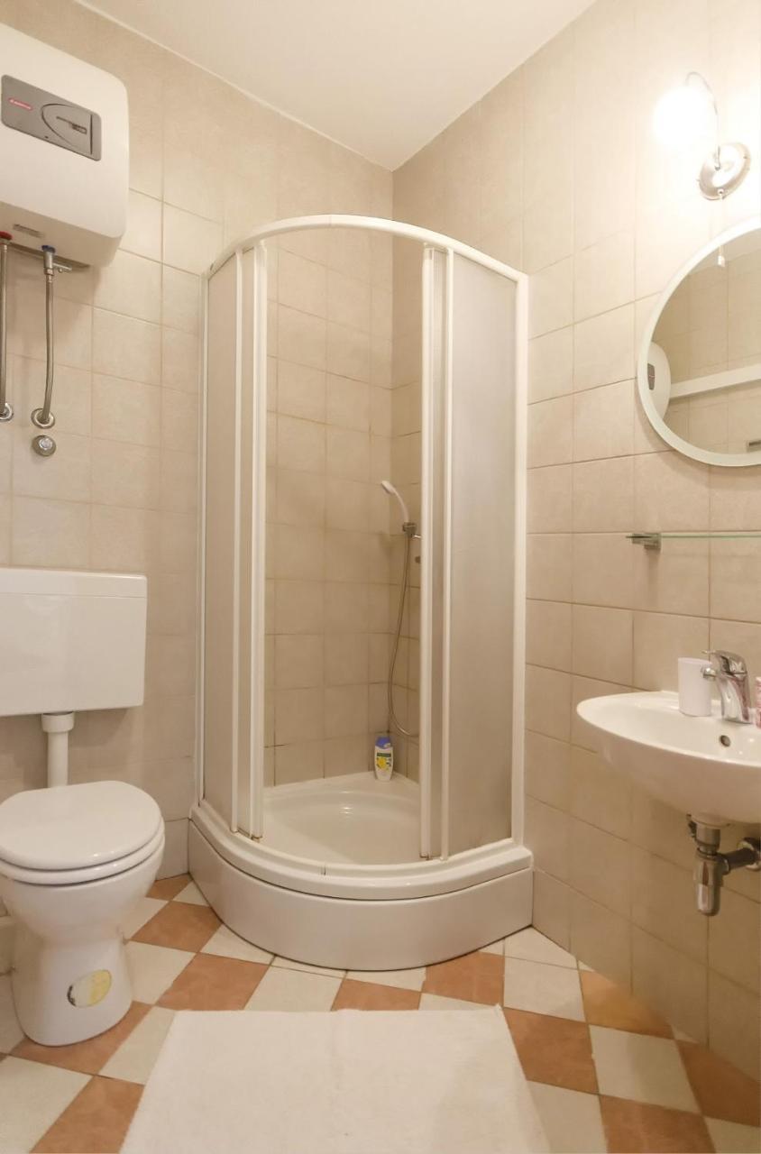 Apartments Karolina فوديس المظهر الخارجي الصورة