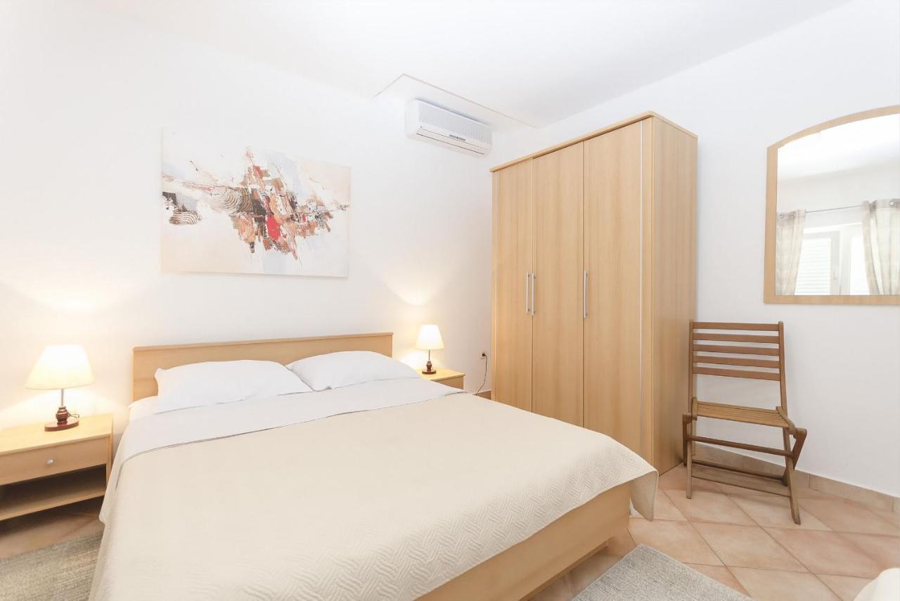 Apartments Karolina فوديس المظهر الخارجي الصورة