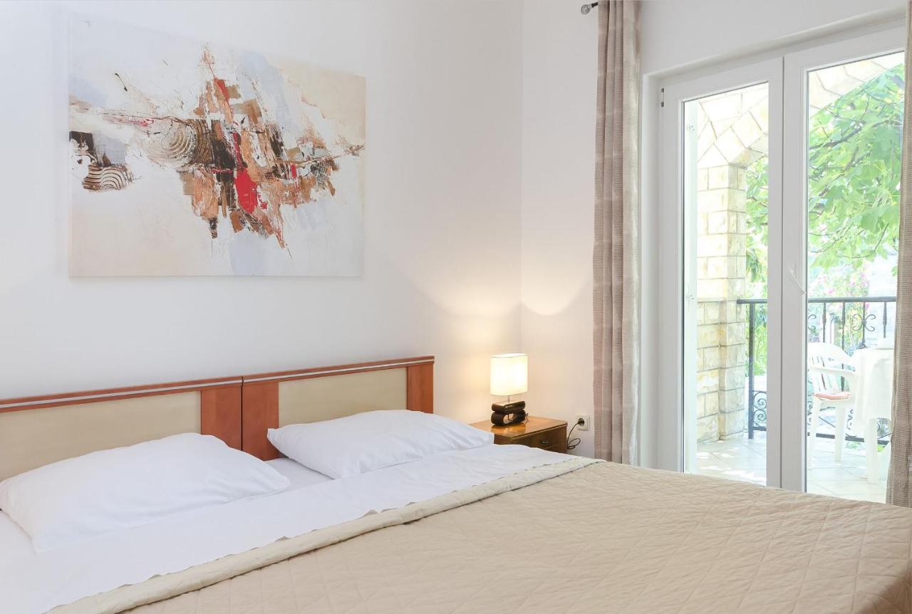 Apartments Karolina فوديس المظهر الخارجي الصورة